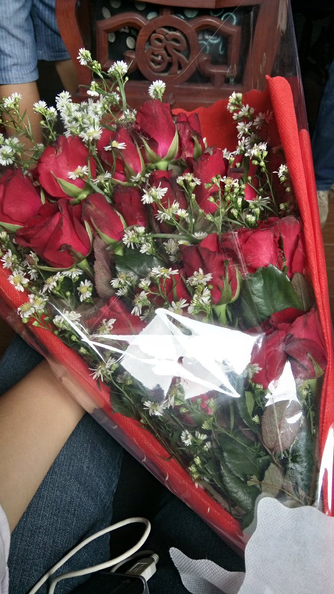 15natashawilona's tweet photo. Makasih bunganyaa @steff_william gpp ga bs dtg, bsk msh ada kesempatan2 lain.. :) https://t.co/NiRR8S2Up5