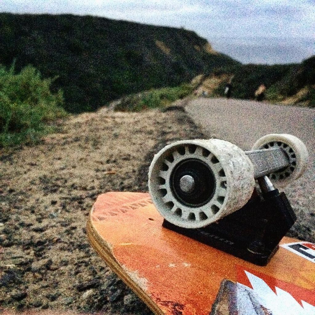 divinewheelco's tweet image. Throwing it way back to a session with Ryan Ricker (@_ricker_ ) when he was prototyping th… ift.tt/1RpY4gk