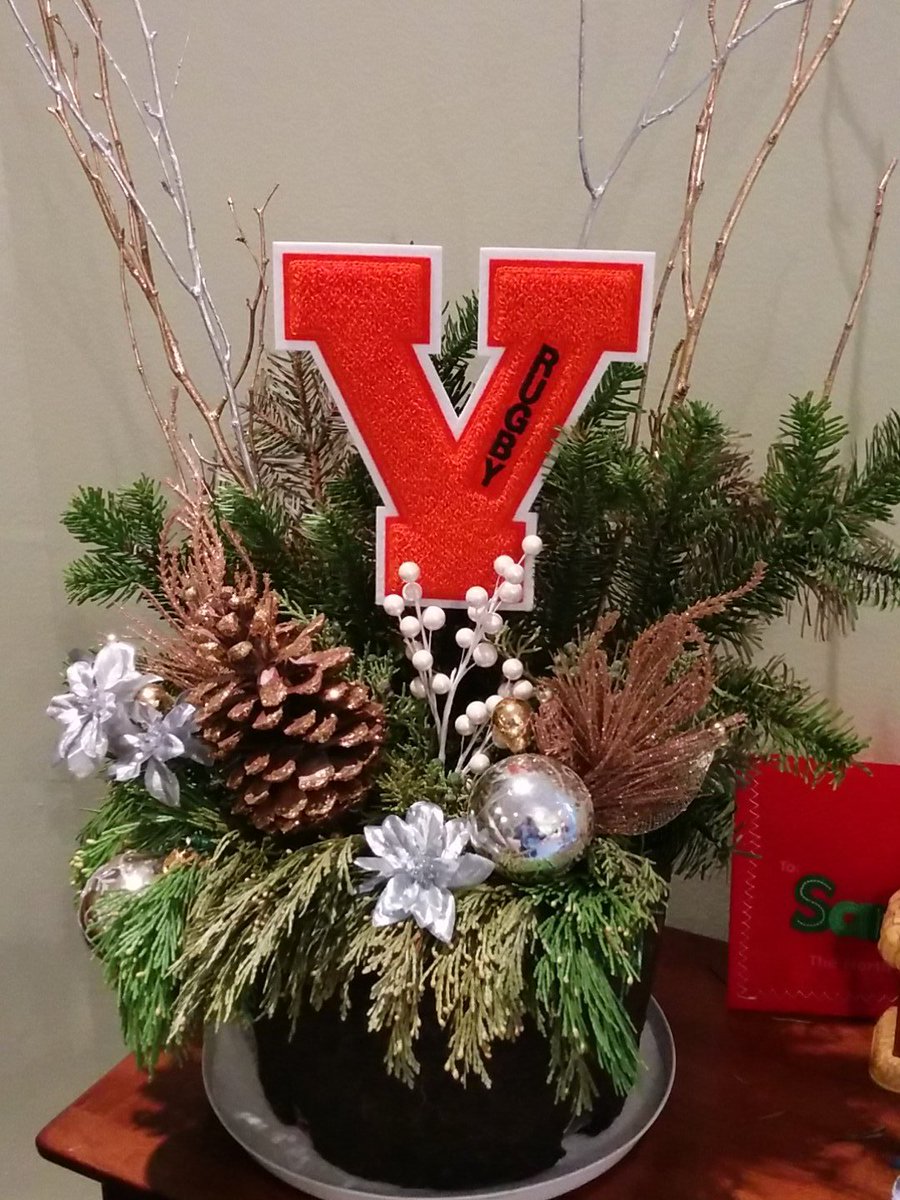 ValleyRugby's tweet photo. Merry Christmas from our family to yours. #VHSTigers @ValleyRugby @IowaYouthRugby #rugbyfamily https://t.co/uukViXrsWL