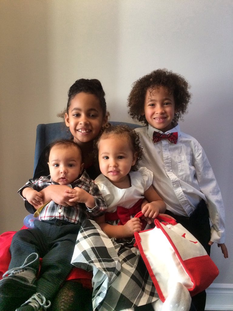 EliteCoach16's tweet photo. Dear Santa - I'm all set. Thanks.
#FourBabies #Children #Parenthood #Fatherhood #Family #Christmas #Gifts #Blessings https://t.co/4oX7wZNxZZ
