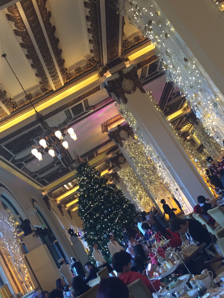 BindyaNY's tweet photo. Merry Christmas from Hong Kong!#HappyHolidays #MerryChristmas https://t.co/jx6c7QXwzZ
