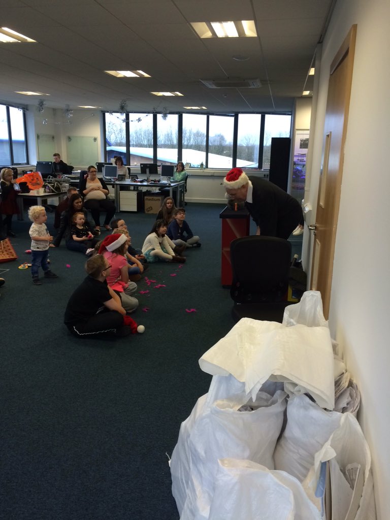 A magician for the kids!