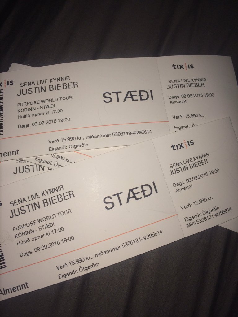 Held ég hafi aldrei verið jafn ánægð þegar ég hef kíkt í skóinn sem mamma sagði mér að láta í gluggann🙌🏾