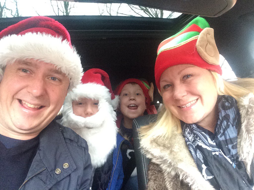 CroftyF1's tweet photo. The Family Croft are off to see Elf The Musical! #JourneysThatMatter @UK_Esso #sp https://t.co/L2JDi0ZevX
