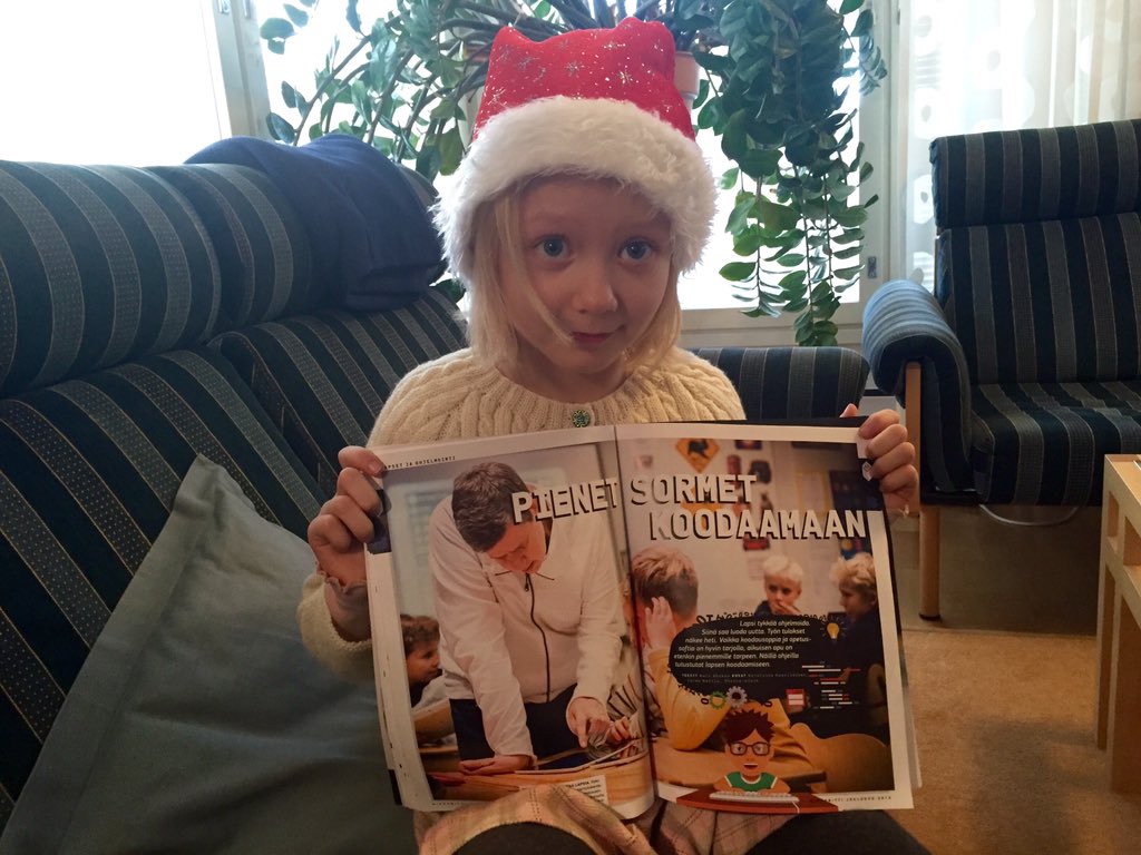 slushsmackdown's tweet photo. Uusimmassa @mbnet-lehdessä esittelyssä Slush Smackdown ja 6 muuta oppimisympäristöä! #koodikoulu #junction2015 https://t.co/3ZMwxZmbQq