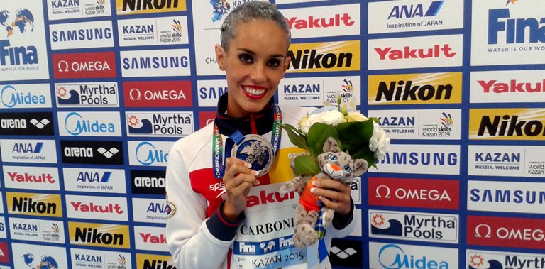 RFEN_Oficial's tweet image. SINCRONIZADA (Balance 2015): @onacarbonell y sus dos medallas de Kazan, amplia la noticia en rfen.es/n.asp?n=14881