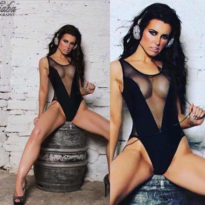 On the 23rd /24th day of Christmas Sarah gave to you  and yesss 🎅🎅🎅💕💕one more sleep @PlayboyPlus 🎅🎄💕💋😍✨🎄<a href="/tag/modelmonday"class="tags"><span>#modelmonday</span></a><a href="/tag/playboygirls"class="tags"><span>#playboygirls</span></a><a href="/tag/bruenettesdoitbet"class="tags"><span>#bruenettesdoitbet</span></a>