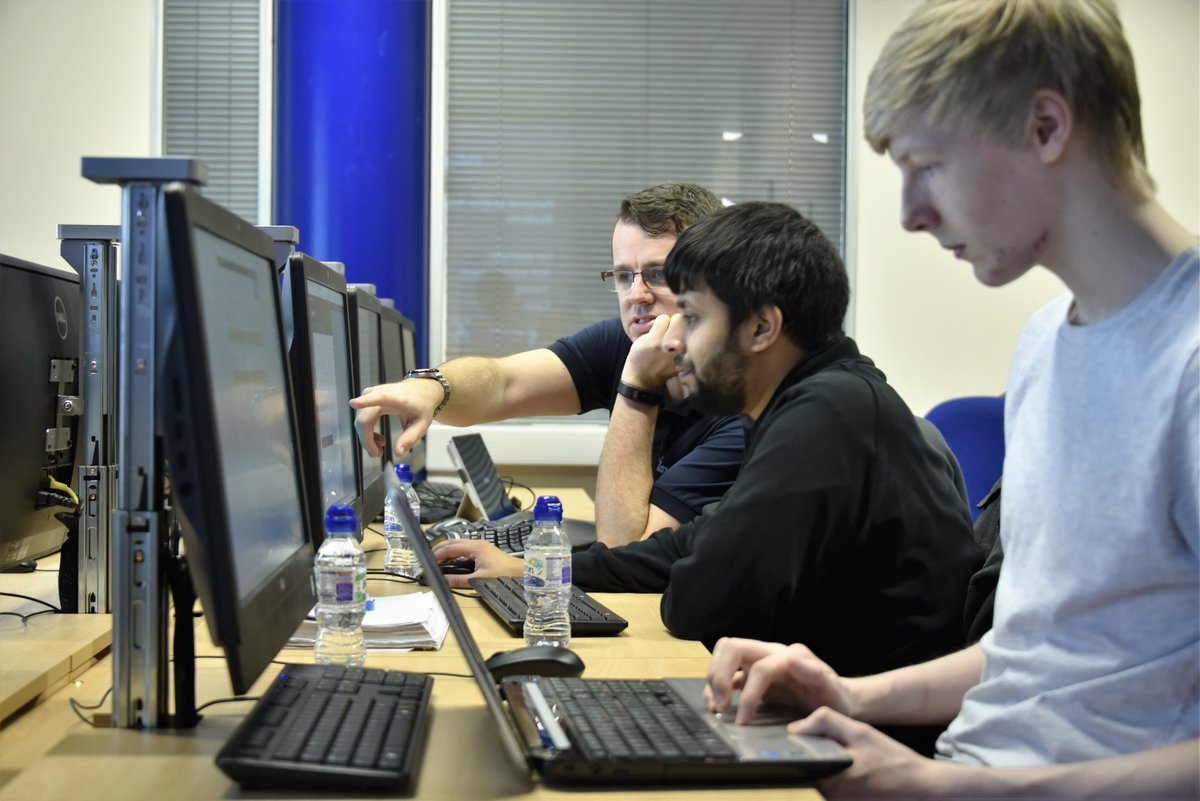 HaCSBCU's tweet photo. Some photos from our @Azure themed #MicroHack on the 16th December. It was a great day of programming, pizza and fun https://t.co/2yAmrsps7v
