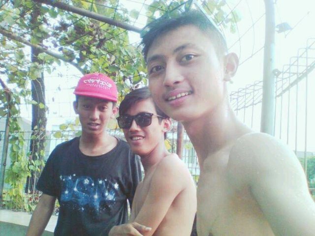 erickSP3's tweet photo. Versi wawan, ebi dan victor wkwk https://t.co/gCkeSL1Wef