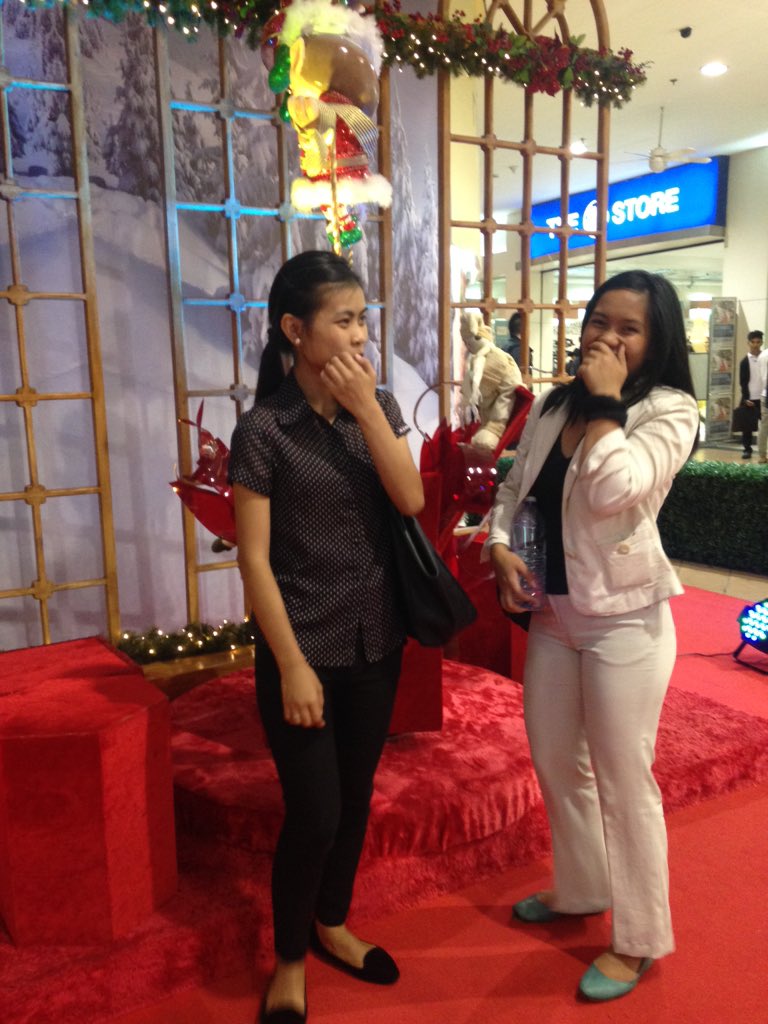 noitsangel's tweet photo. #MyMerrySMChristmas2015 @smsupermalls SM City Baguio! 😍🎅🎄🎁 https://t.co/CIWVWBZRg2