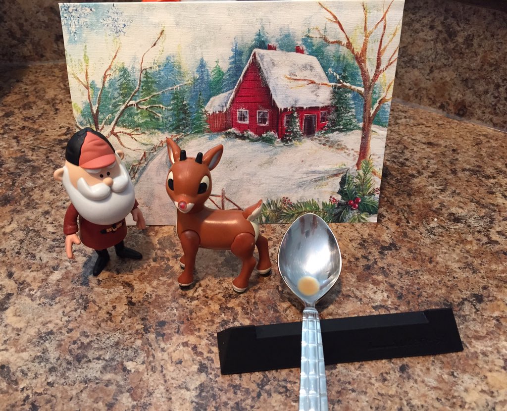 caseymakel's tweet photo. Christmas Eve morning coffee with #uten-sil https://t.co/bhJfSaOx6y