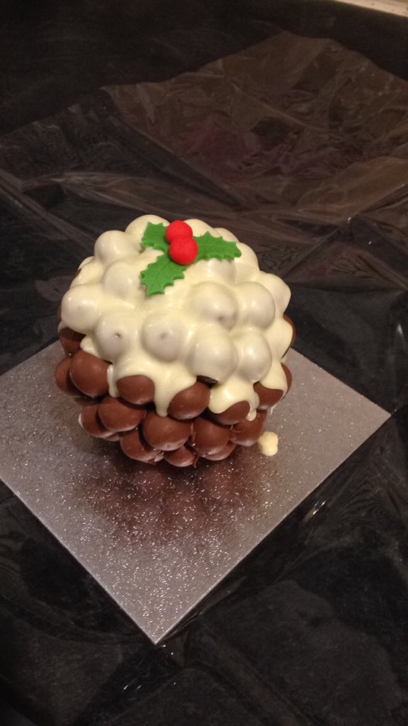 ashgrove30's tweet photo. Merry Christmas!! Xxx https://t.co/XSiNpcWDFx
