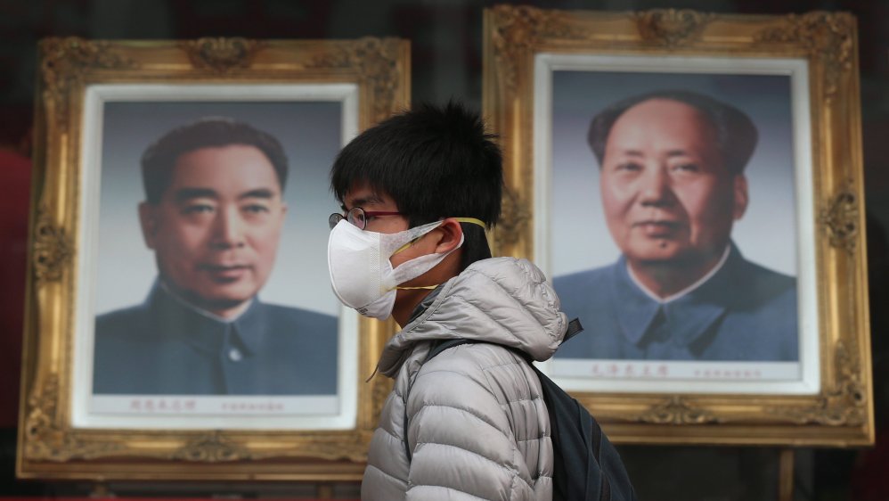 AJEnglish's tweet photo. A matter of life or death: China's pollution dilemma https://t.co/yfNYmGmoDU https://t.co/hpPqfvt94w