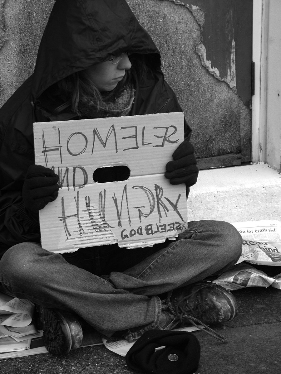 iamShayStar's tweet image. Helping The Homeless During The Holidays dlvr.it/D5Vsfy