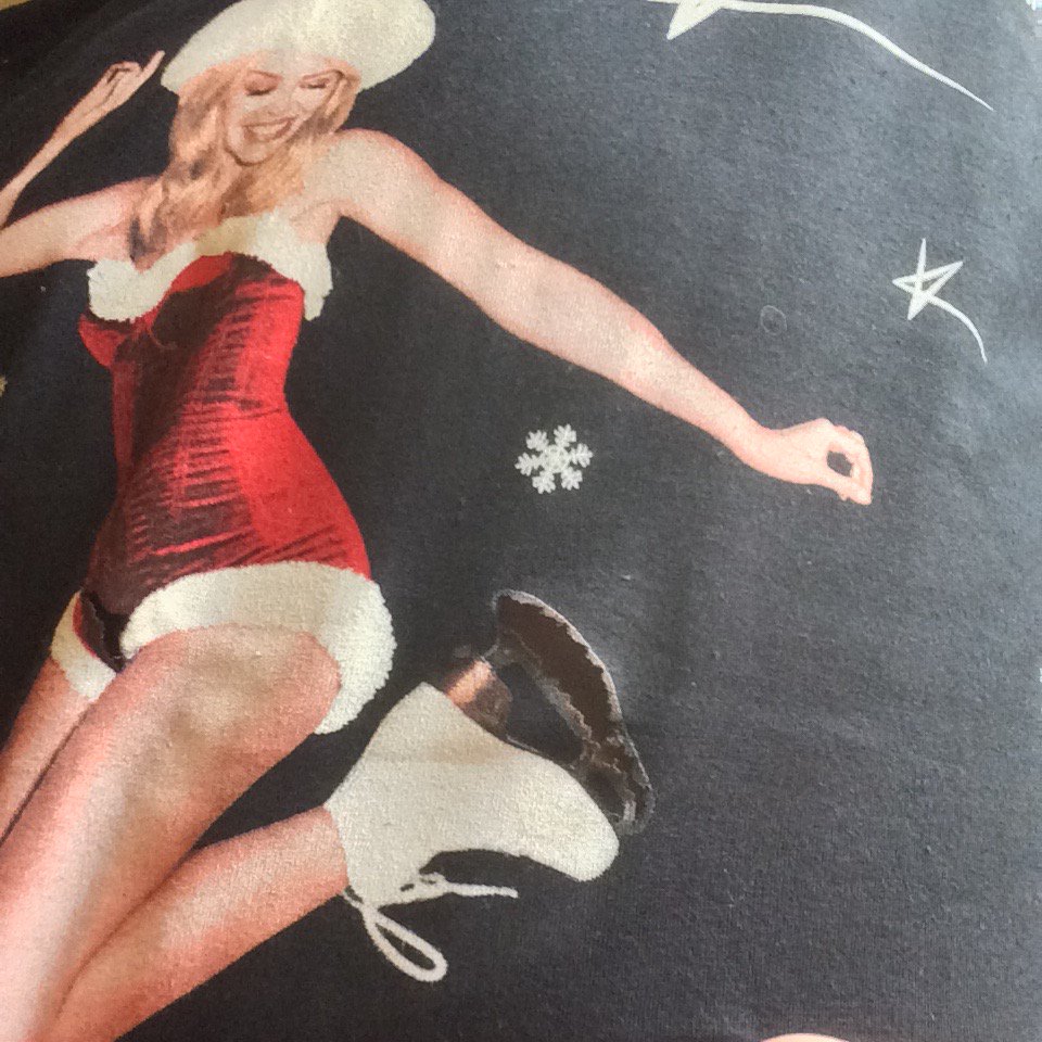 rbrtgddrd's tweet photo. Just put my #KylieChristmas @kylieminogue tshirt on and they gave me one with holes in:( Can I get a replacement? https://t.co/xO9mRoPc5m