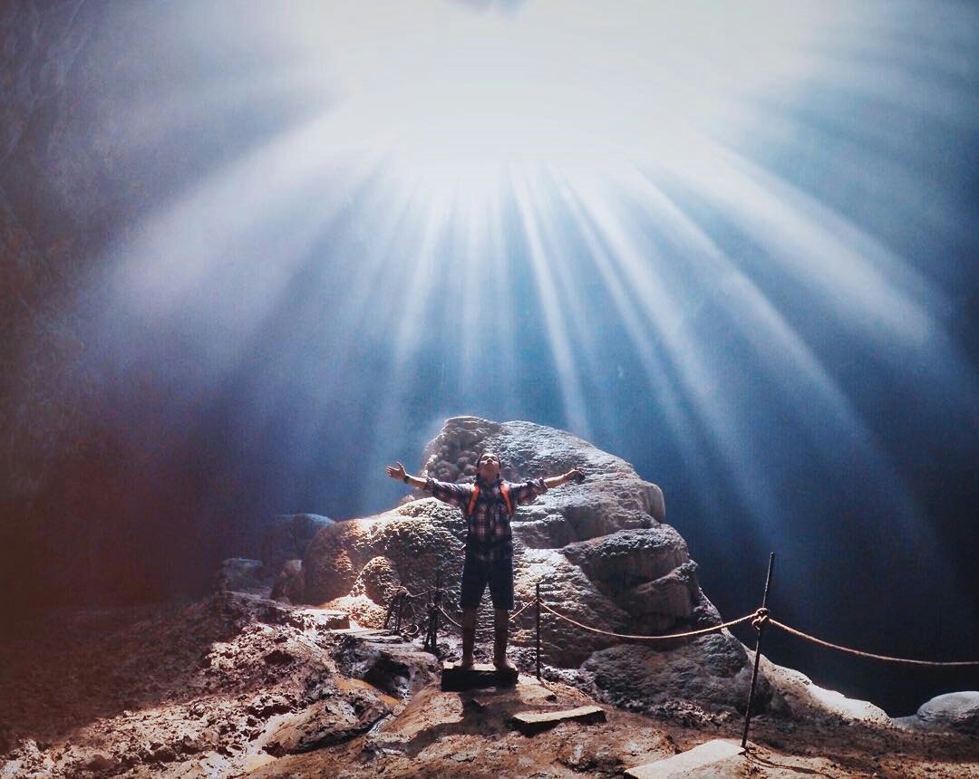 Cahaya Surga Goa Jomblang Gunungkidul 
Photo By Ardian Bobby