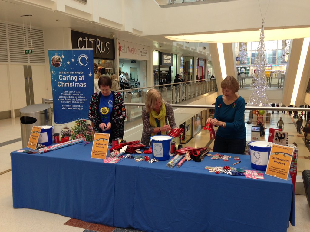 StCHFundraisers's tweet photo. Wrap up this Christmas in @County_Mall with our gift wrapping service. Everyday 10-4pm for donations to @StCHospice https://t.co/Qe7CUkhGrl