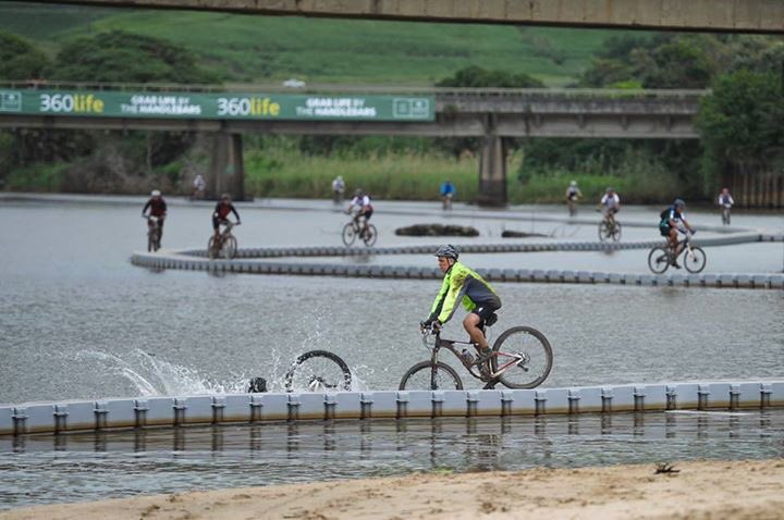 _sani2c's tweet photo. One for all and all for one! https://t.co/tbQNZfYpie