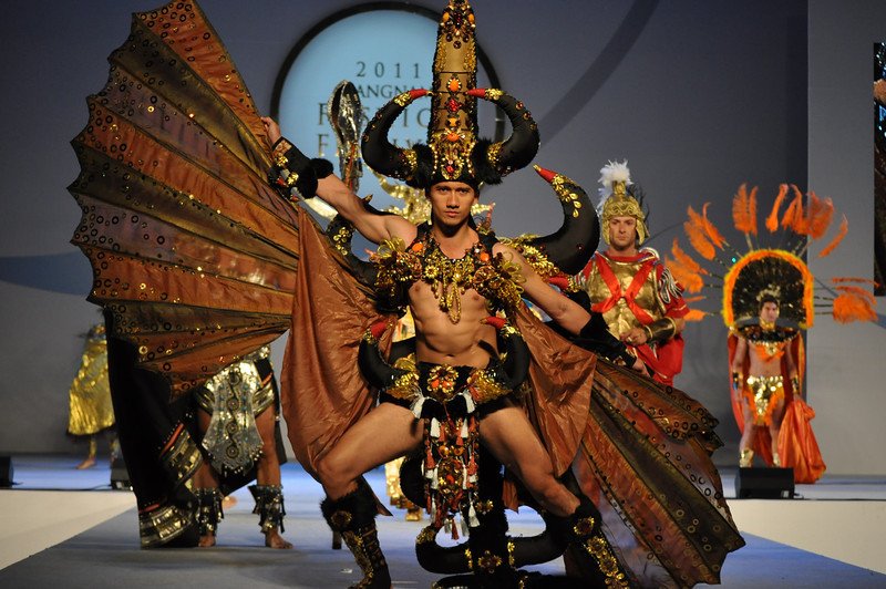 Male Model Indonesia tweet media