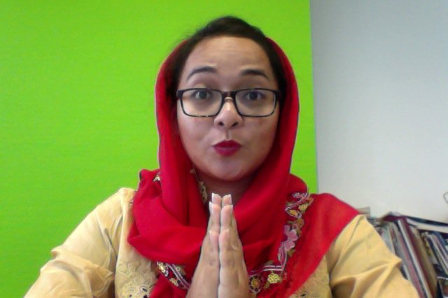 munindohoy's tweet photo. Hari ini aye jadi Maemunah. Kenape sih kantor aye ribet gini yak? #lifeatwego https://t.co/4IjLXFaDSu