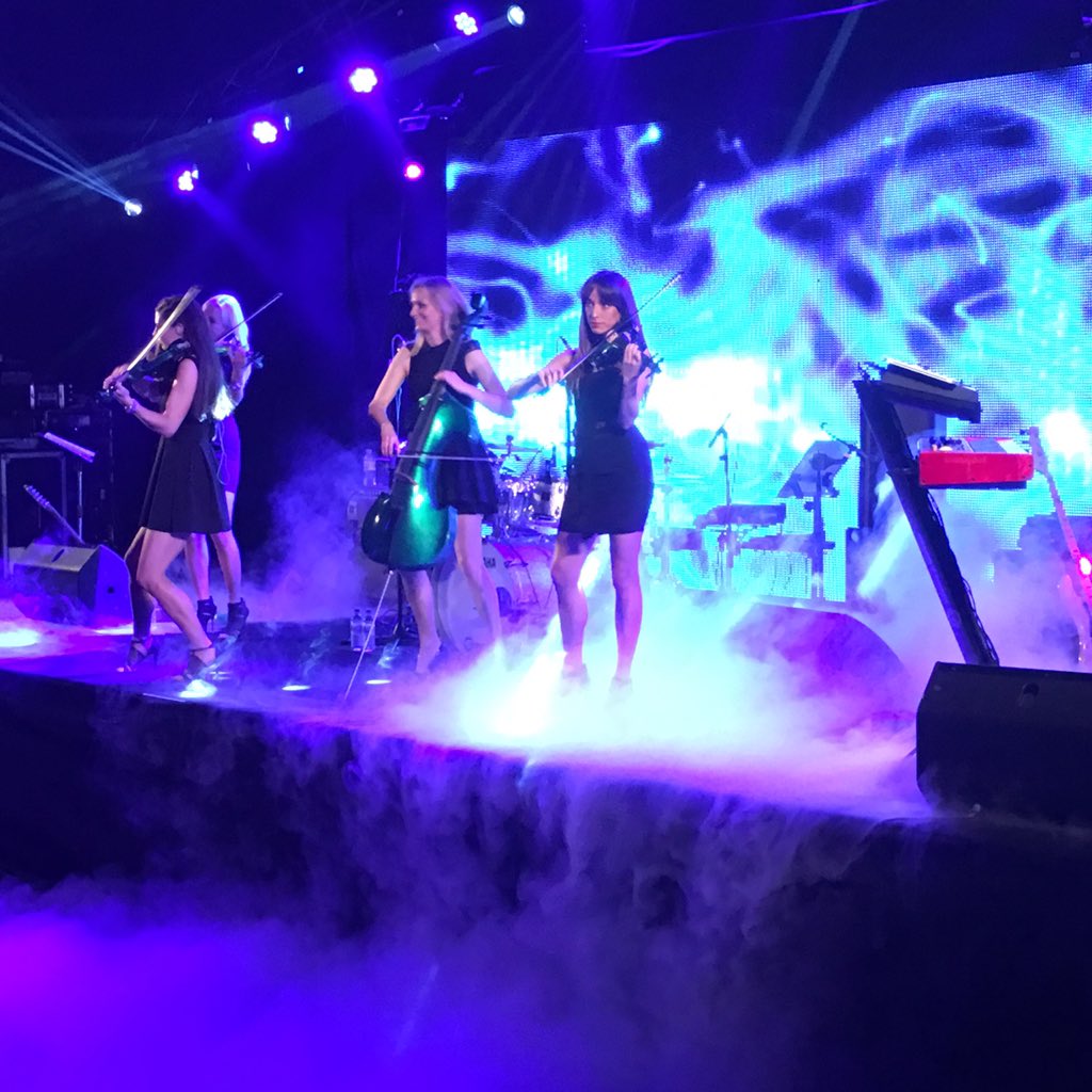 Siren performing at <a href="/supernovalondon/">Supernova</a> last night. @mecco_uk deliver yet another amazing dinner for our clients.