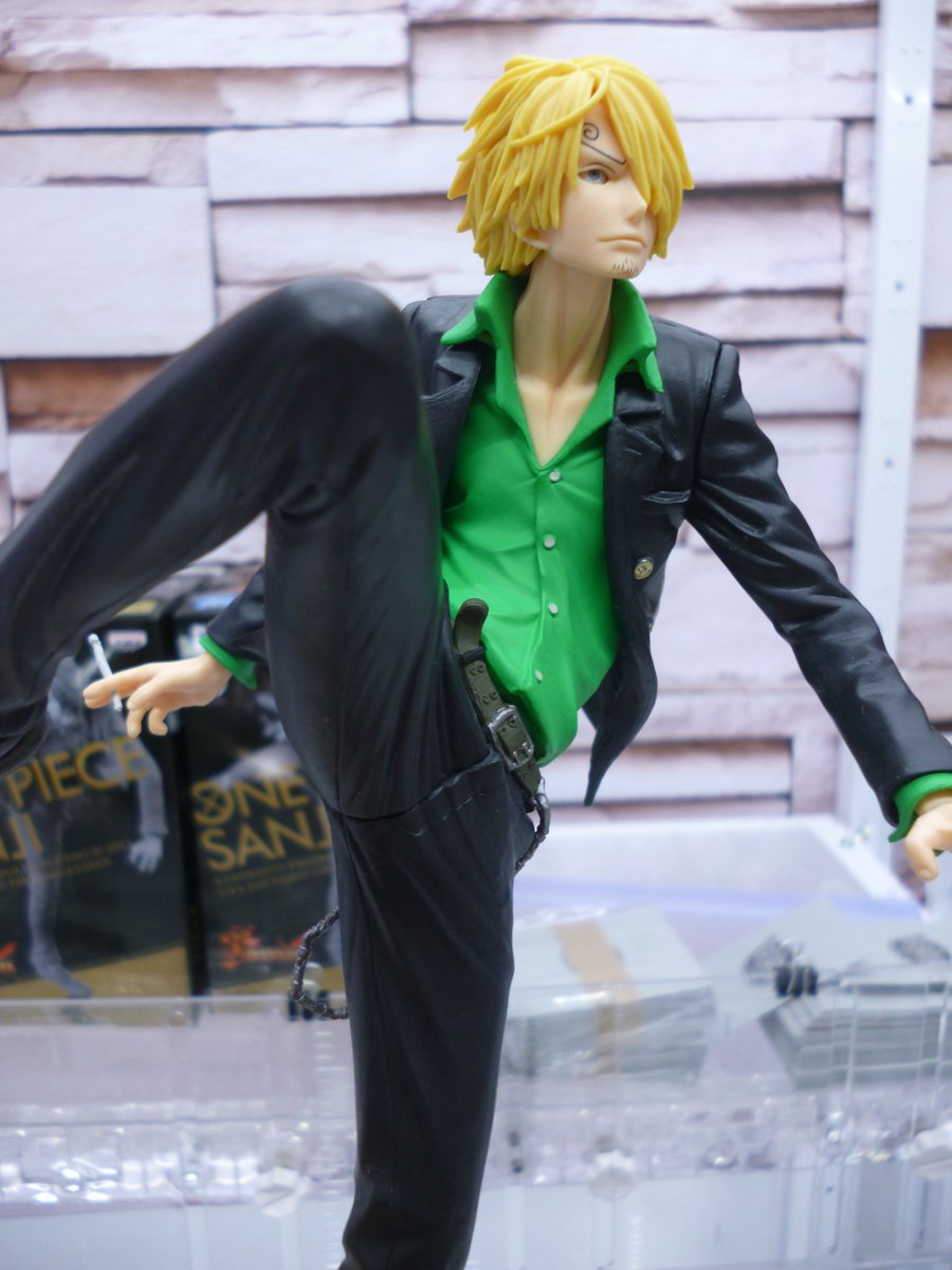 Tac Koriyama Ar Twitter クレーンゲーム ワンピースscultures Big 裏造形王頂上決戦が本日入荷しました 蹴り を放つ瞬間の躍動感あふれるサンジ W 特別カラーもかっこいいです ぜひ見に来てください ワンピース サンジ T Co Fc0v6gmgll