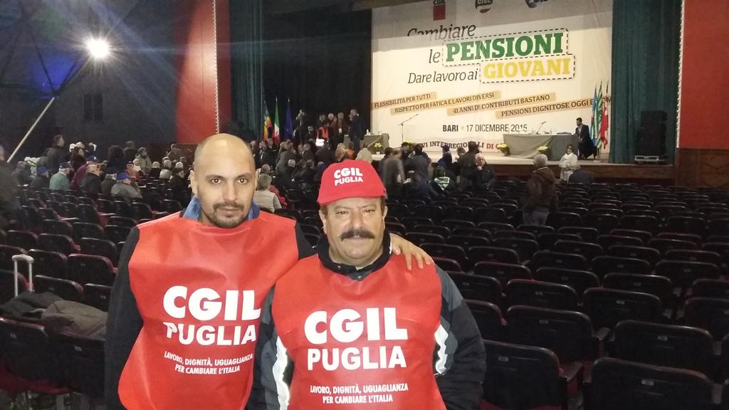 saveriolakadima's tweet image. #pensioni, #giovani.#TeatroTeam, #Bari.