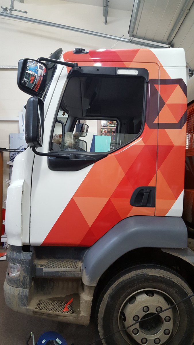 signtec_ltd's tweet photo. Dunmow Waste have a new look. Make sure you keep an eye out for them. #fresh #wrap https://t.co/lc9Qbnj6eK