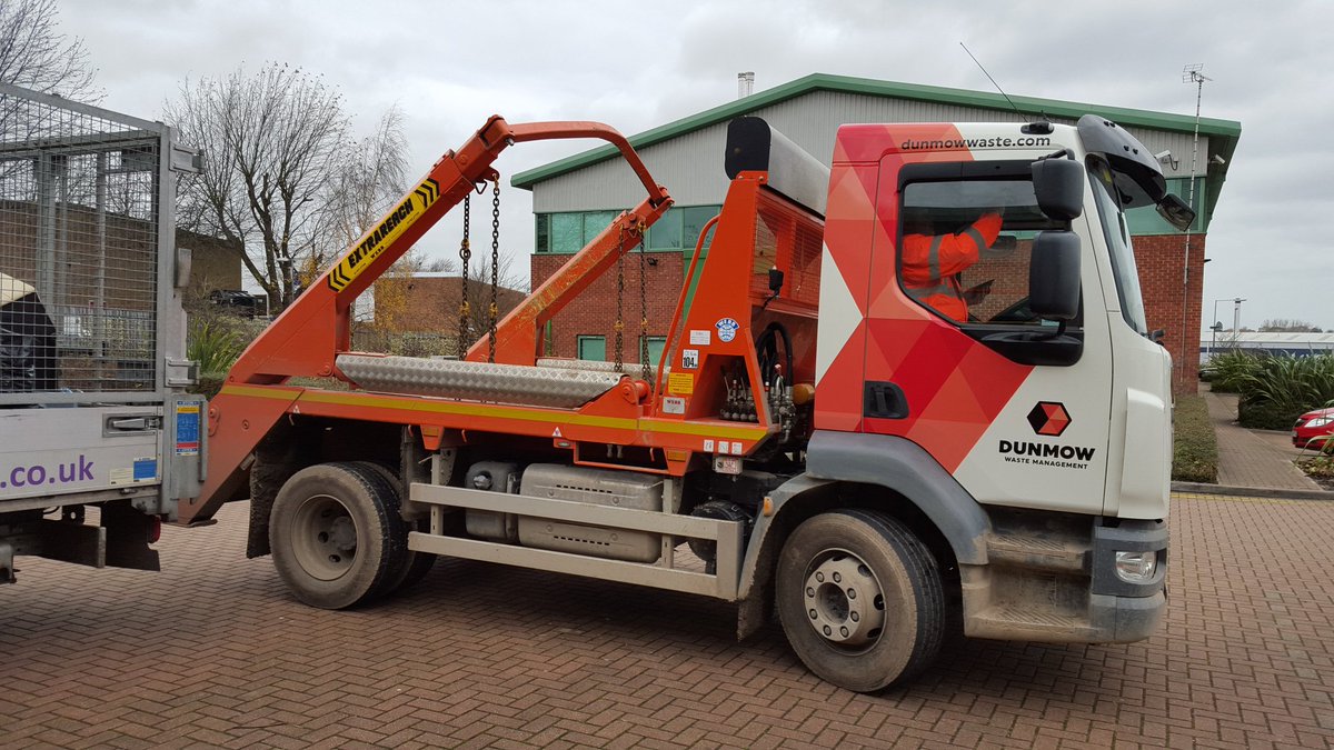 signtec_ltd's tweet photo. Dunmow Waste have a new look. Make sure you keep an eye out for them. #fresh #wrap https://t.co/lc9Qbnj6eK