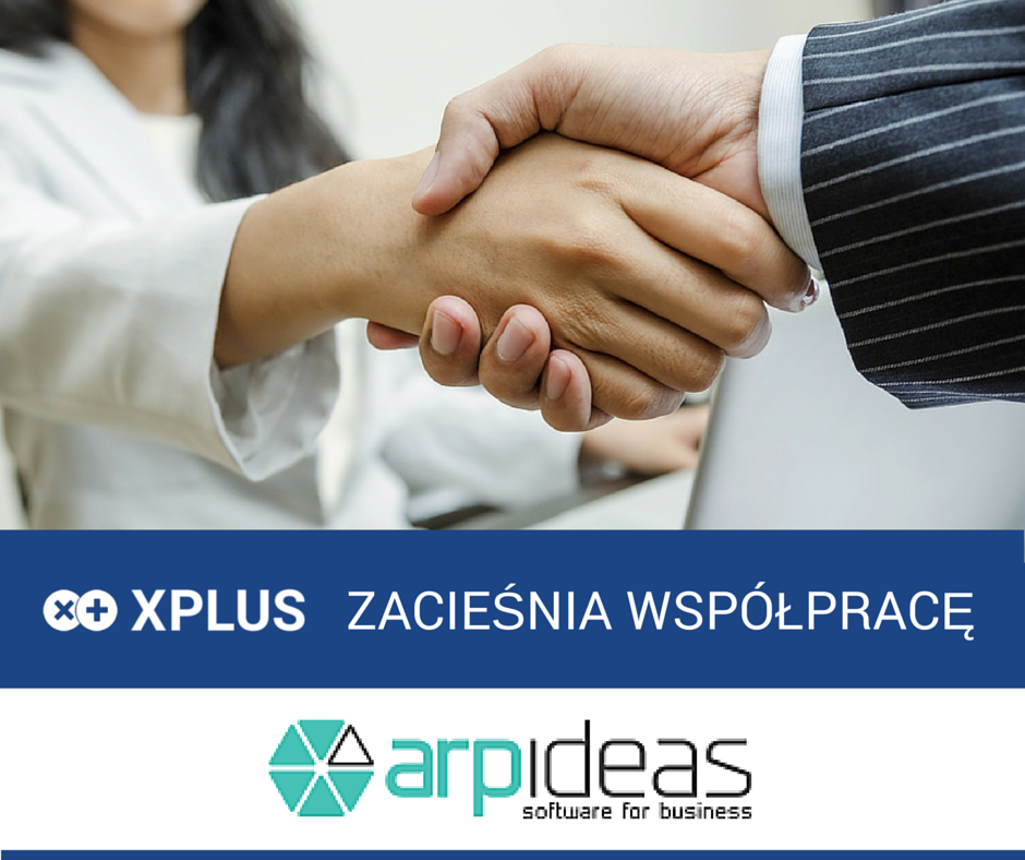 Человек подписывает договор. Заключение договора. Сделка через нотариуса. Гарант сделок безопасная сделка. Подписание соглашения.