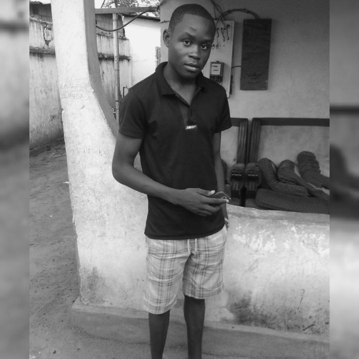 CardelinL's tweet photo. Rien que moi et mon ami https://t.co/sfeiItBX8W