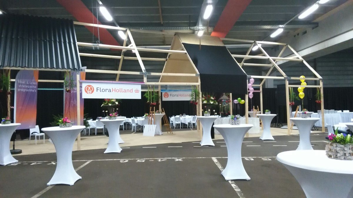 FloraHolland's tweet photo. Wij zijn er klaar voor, tot vanavond bij de #FHALV! Start 19.30u, buffet 18.00u. https://t.co/VyxNkJFUnc