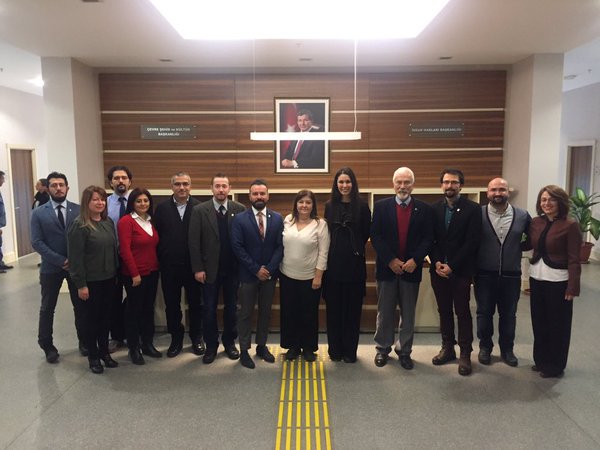 peyzajorgtr's tweet image. MESLEKTAŞIMIZ AKP ÇEVRE, ŞEHİR VE KÜLTÜR GENEL BAŞKAN YRD. SN ÇİĞDEM KARAASLAN'A ZİYARET peyzaj.org.tr/genel/bizden_d…