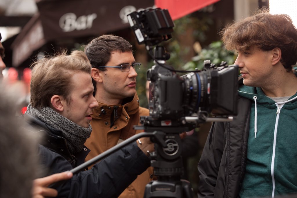 MonsieurDream's tweet image. Cinquième jour de tournage de mon prochain court métrage, je vous en parle bientôt 🎥