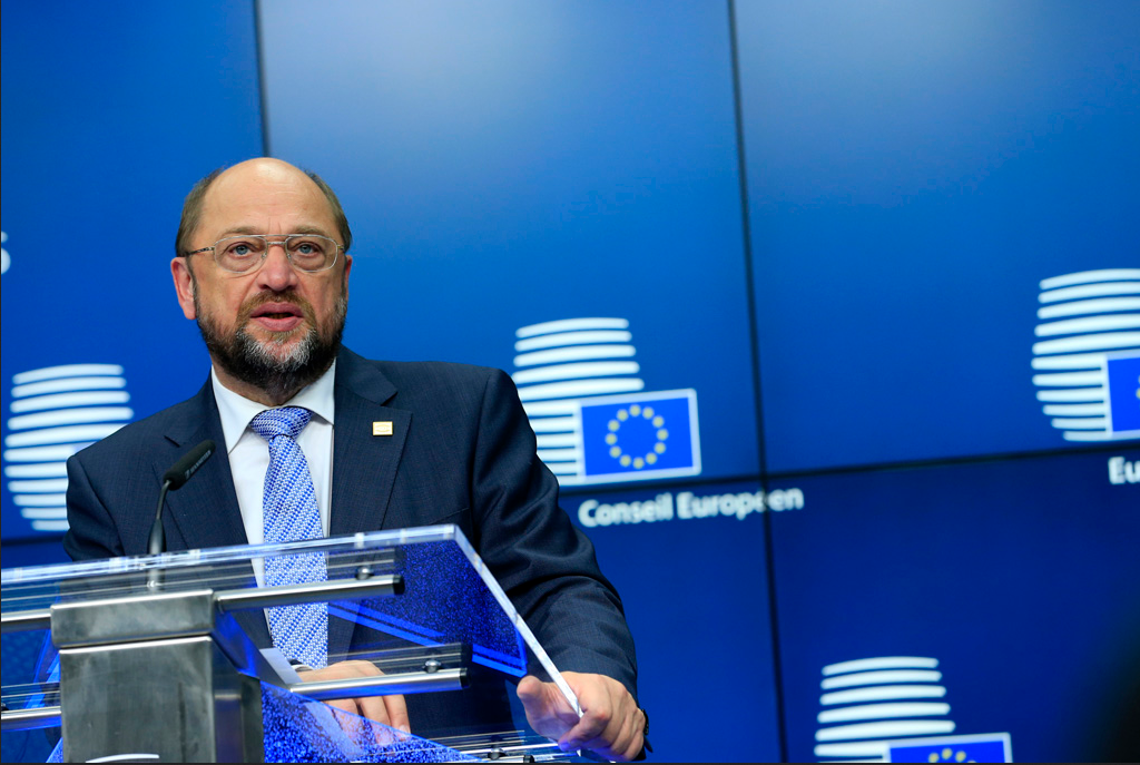 Europarl_EN's tweet photo. #EUCO today: #migrationEU, #terrorism, #EnergyUnion. Brief yourself in 3': https://t.co/7CNH5iUlXq @EP_ThinkTank https://t.co/LZV2fl9r4N