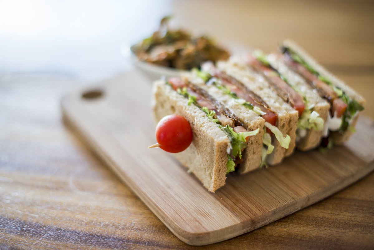 WildBeets's tweet image. Kid's BLT - vegan and gluten free - sometimes we have to restrain the grown-ups from stealing bites. #wildbeets #raw