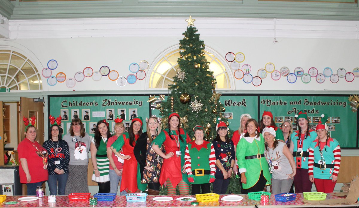 LiscardPrimary's tweet photo. The Christmas elves are in school today! Happy Christmas from Year 1 and Year 2! @LPSYear2 @LPSYear1 https://t.co/j0L29NcHGB
