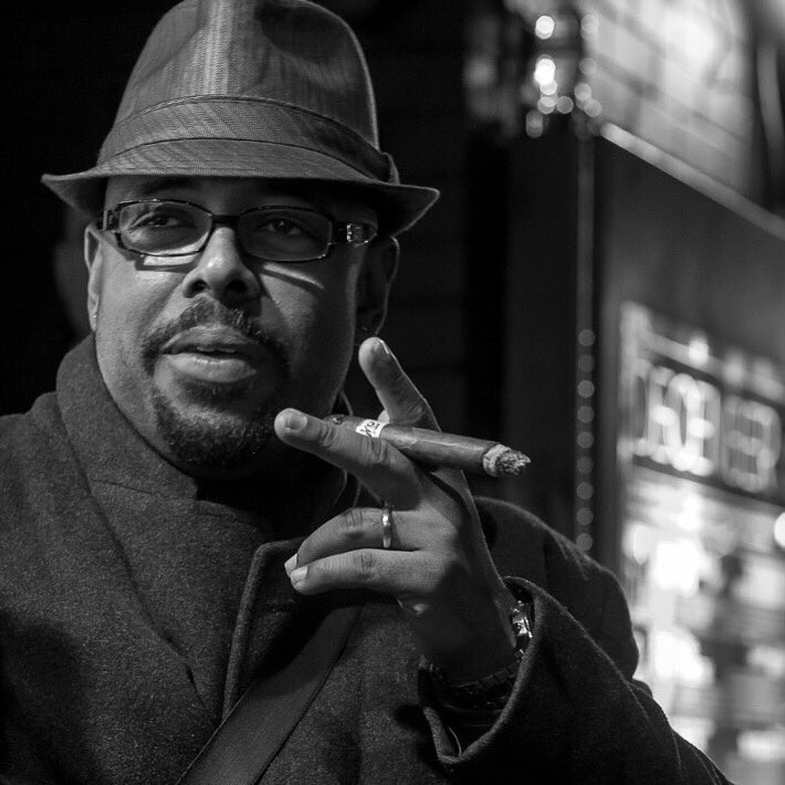 BenjaminAmure's tweet photo. @mcbridesworld #thecool #bass @officialronnies #whenyoucomingback https://t.co/fhH6iSqdXf