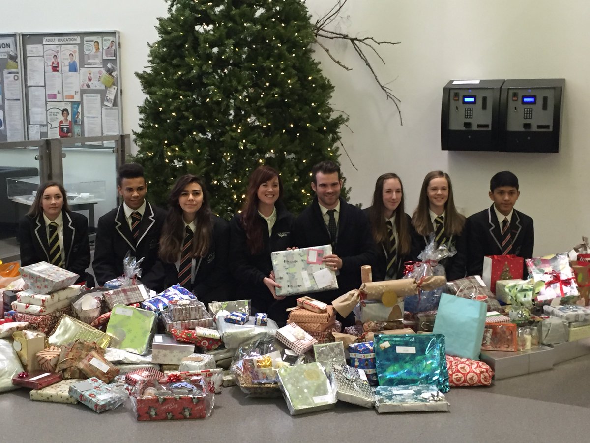 WestLakesAcad's tweet photo. Over 300 gifts, 500 cards & Β£150 handed over to the @ageuk Christmas campaign. #CommunitySpirit #GenerousStudents https://t.co/T4FGF8IcOL