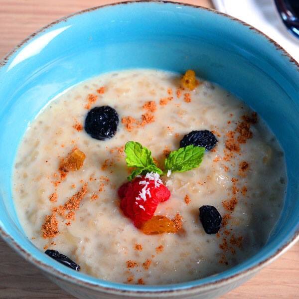 PolloPolloDubai's tweet photo. Have a night in this Thursday and enjoy our Peruvian chicken or authentic Arroz con Leche dessert. https://t.co/Mq4nweHgrC