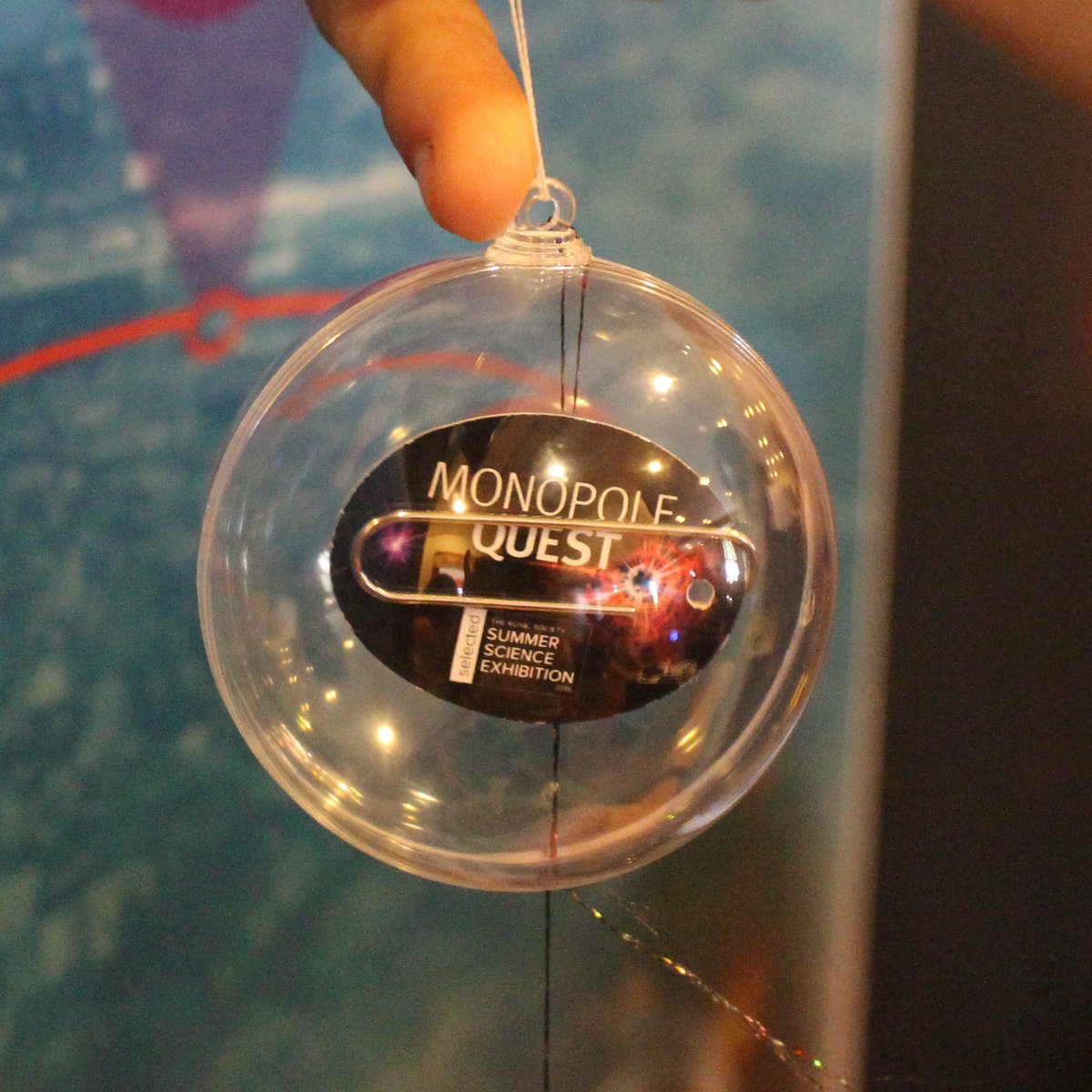 MonopoleQuest's tweet photo. Still got your #summerscience monopole detector? Tweet a photo of it as a Christmas bauble, and win a #MoEDAL medal! https://t.co/bFVzSQbaaD