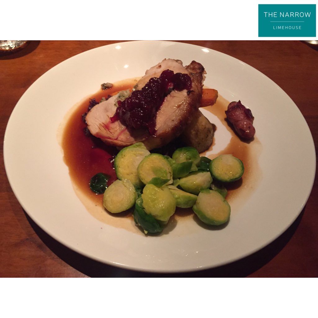 LonDiners's tweet photo. Looking for a Christmas Party venue, how about @thenarrow in Limehouse? @GordonRamsay https://t.co/ruox2HGfd7 🎅🏼🎄 https://t.co/AQGGTemrt9