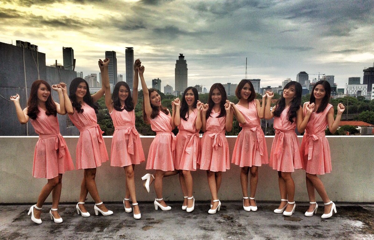 Yeaayy selesai pemotretan buat hari iniii... thankyou @kukistylekorea 🙌