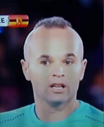 No digas nada, solo retuitea 😂😂😂😂😂😂😂😂😂😂😂😂😂😂😂😂😂😂😂😂😂😂😂😂😂😂 #Iniesta 😂😂😂😂😂😂😂😂😂😂