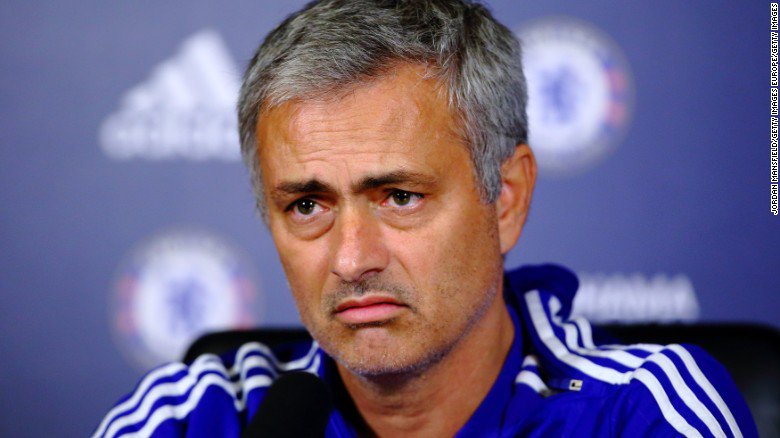 CNN's tweet photo. Chelsea sacks coach Jose Mourinho https://t.co/KR4xHEsKZt https://t.co/t66fFYdVZ6