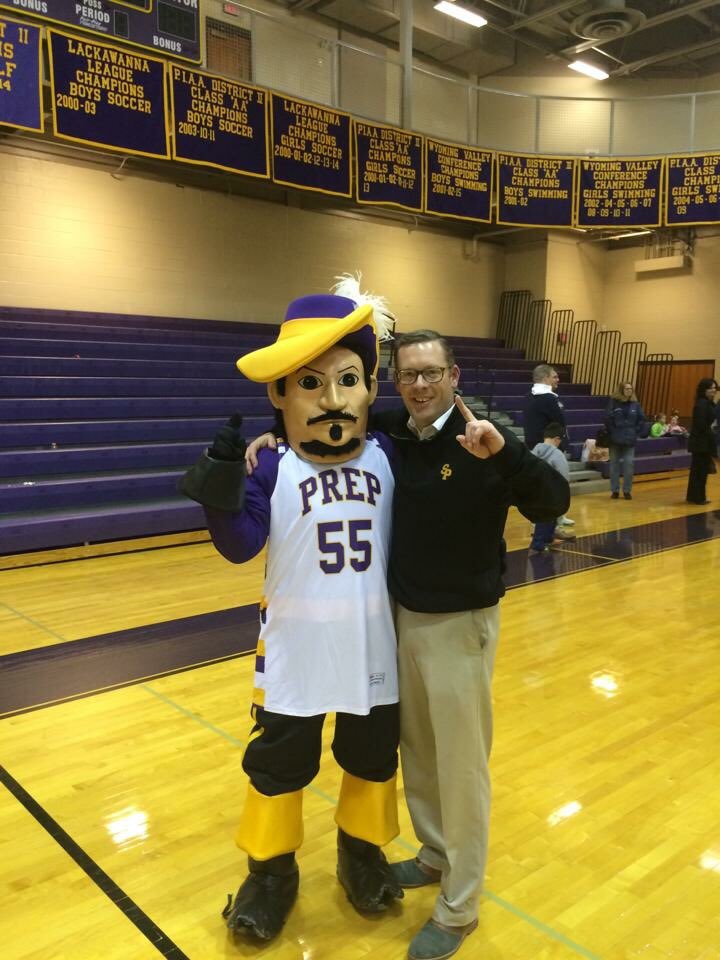 johnmendolashow's tweet image. #ScrantonPrep #AndrewKettel #piaa #coachesvscancer youtube.com/watch?v=VRO3M0…