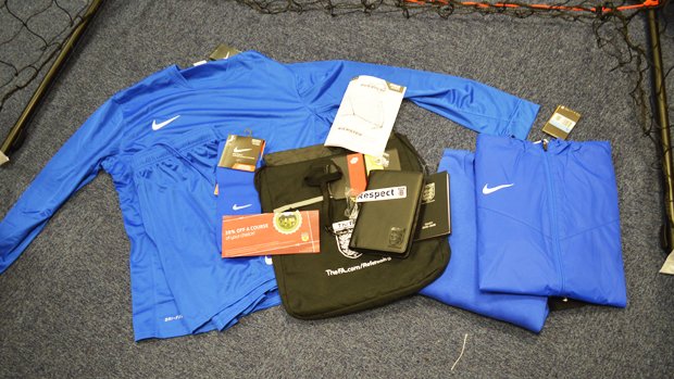 DerbyshireFA's tweet image. GIVEAWAY: Not long left to enter the Christmas prize giveaway! 

Follow &amp;amp; RT to enter!
