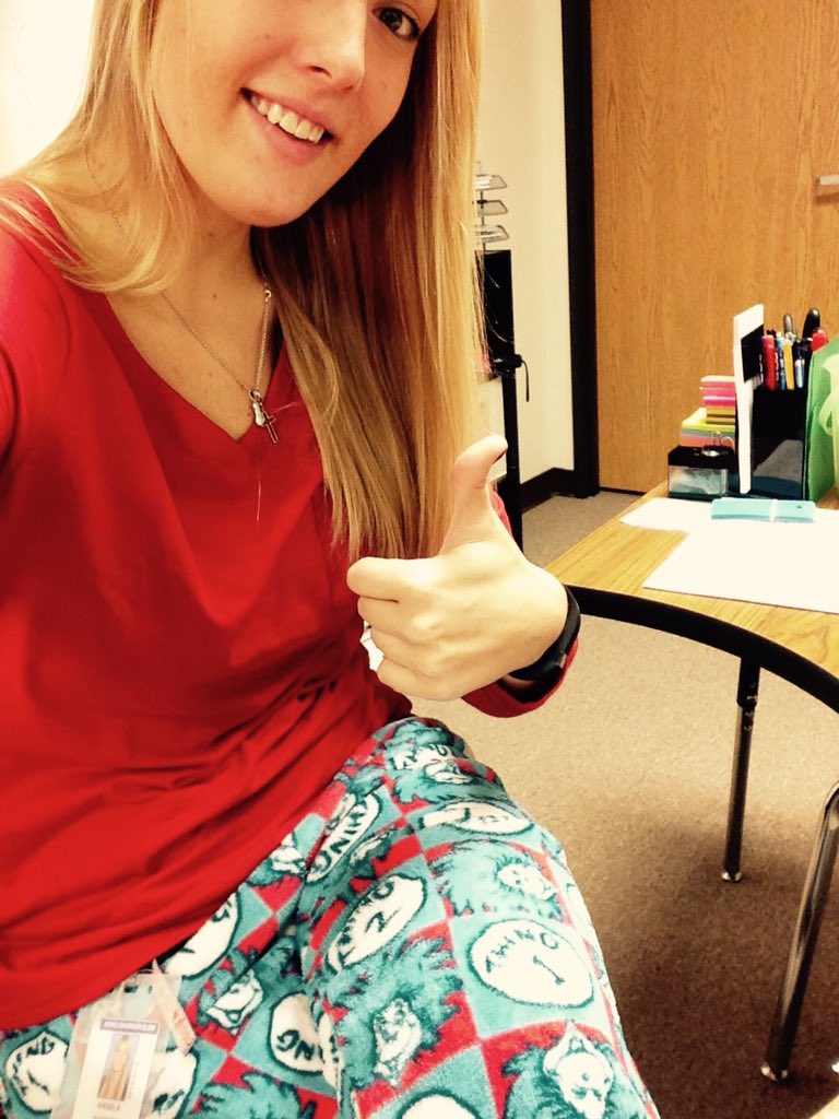 AngelaS1228's tweet photo. Polar Express day at school! Wear your pajamas! #kdepride https://t.co/8NZC2pUueO