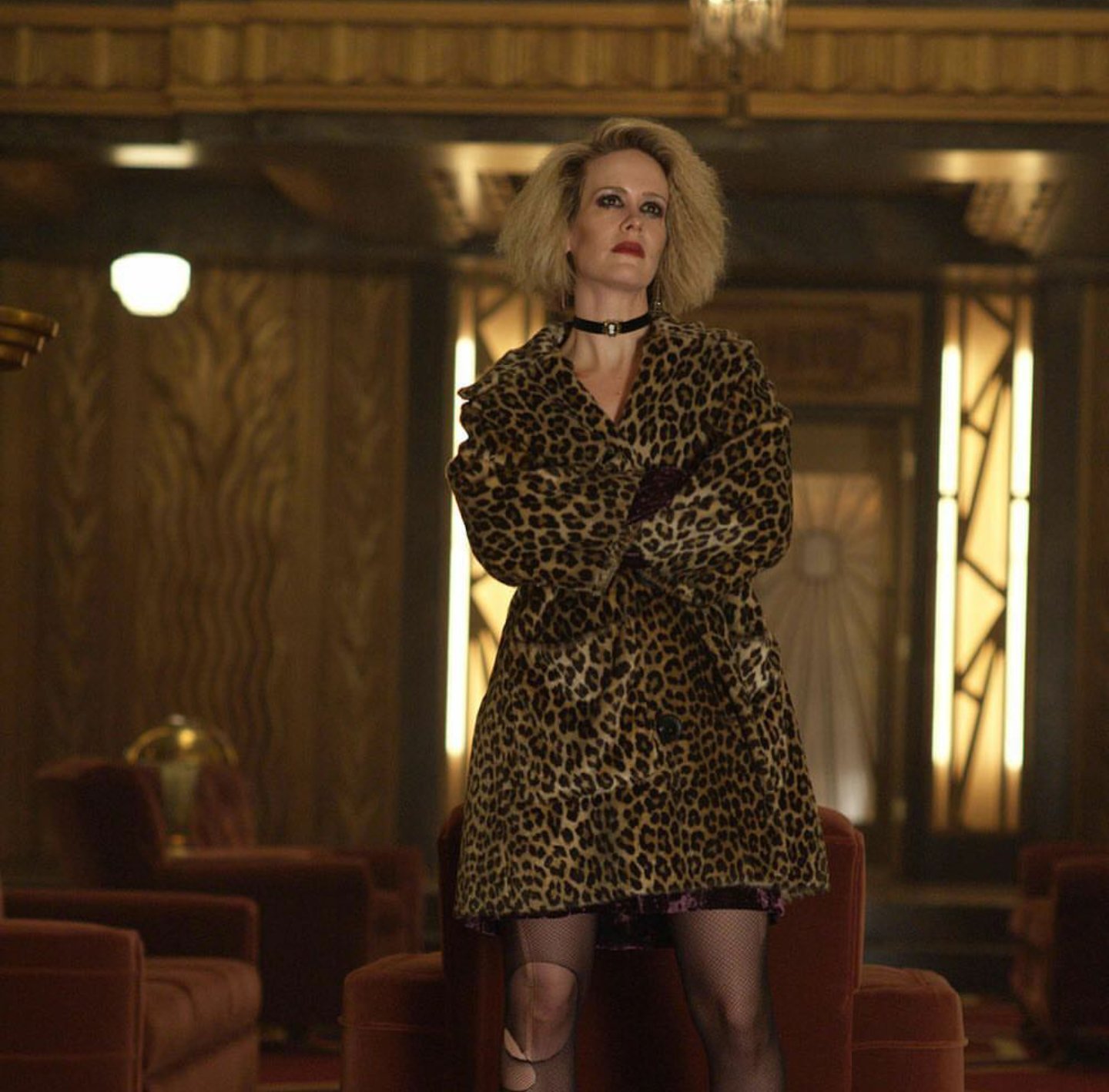 Happy Birthday to the beautiful Miss Sarah Paulson tell her you her.   