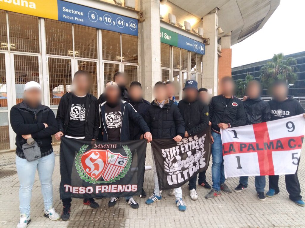 ExtremistR's tweet photo. Desplazamiento del grupo. Una vez más presentes. S.S.E. https://t.co/IRGnn3poOc